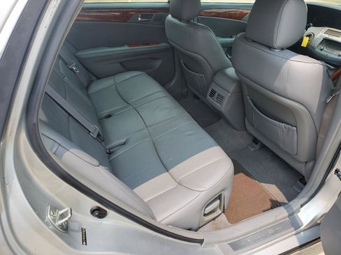 Used 2005 Toyota Avalon XLS FWD image 7