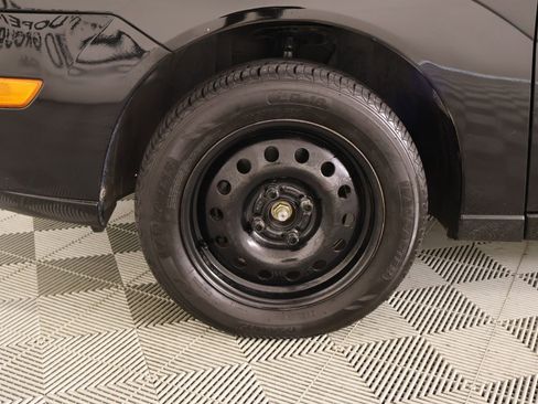 Used 2007 Ford Focus S FWD image 15