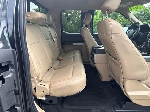 Used 2015 Ford F150 Lariat w/ Equipment Group 501A Mid AWD/4WD image 34