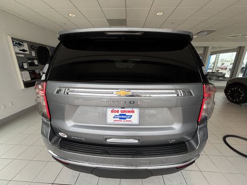 Used 2022 Chevrolet Tahoe LT w/ LT Signature Package AWD/4WD image 8