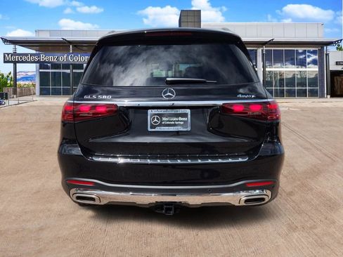 New 2026 Mercedes-Benz GLS 580 4MATIC image 4