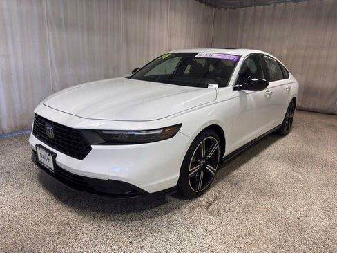 Used 2023 Honda Accord Sport image 5