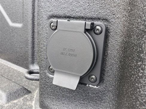 New 2025 GMC Sierra 2500 Denali w/ Denali Reserve Package image 28