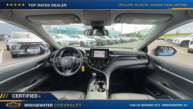 Used 2024 Toyota Camry SE AWD/4WD image 19