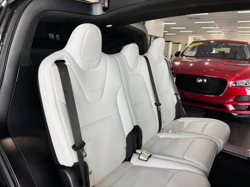 Used 2017 Tesla Model X 100D image 16