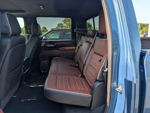 Used 2026 GMC Sierra 3500 Denali Ultimate AWD/4WD image 16
