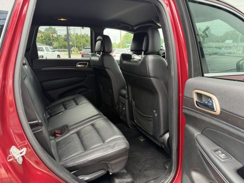 Used 2014 Jeep Grand Cherokee Limited AWD/4WD image 16