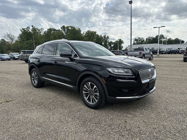 Used 2023 Lincoln Nautilus AWD w/ Premium Package image 11