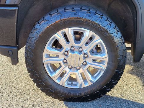 Used 2020 GMC Sierra 2500 Denali w/ Denali Ultimate Package image 8