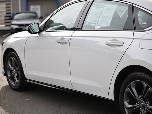 Used 2023 Honda Accord EX image 5