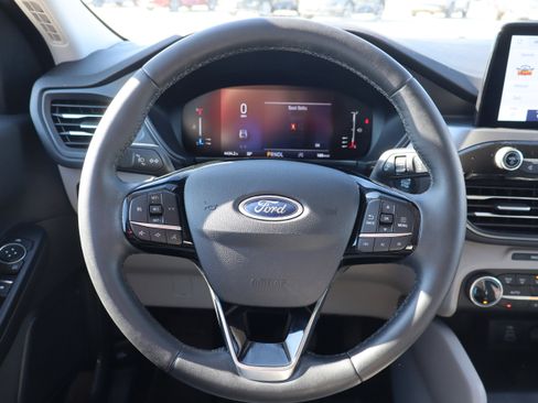 Used 2024 Ford Escape Active image 14