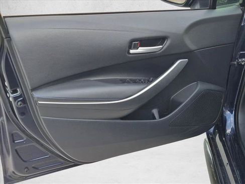 Used 2021 Toyota Corolla SE FWD image 8