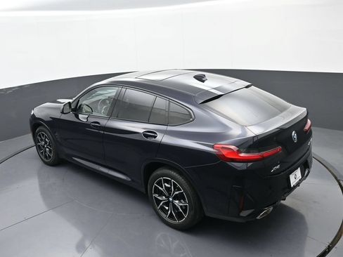 Used 2025 BMW X4 xDrive30i w/ Premium Package AWD/4WD image 34