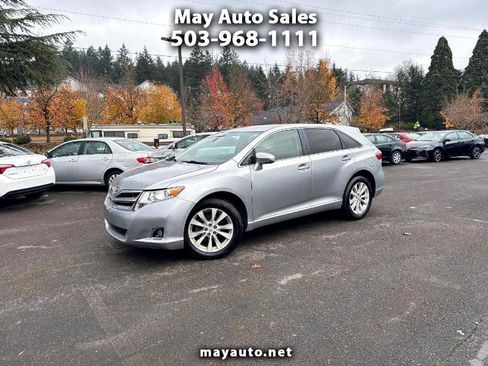 Used 2015 Toyota Venza LE image 1