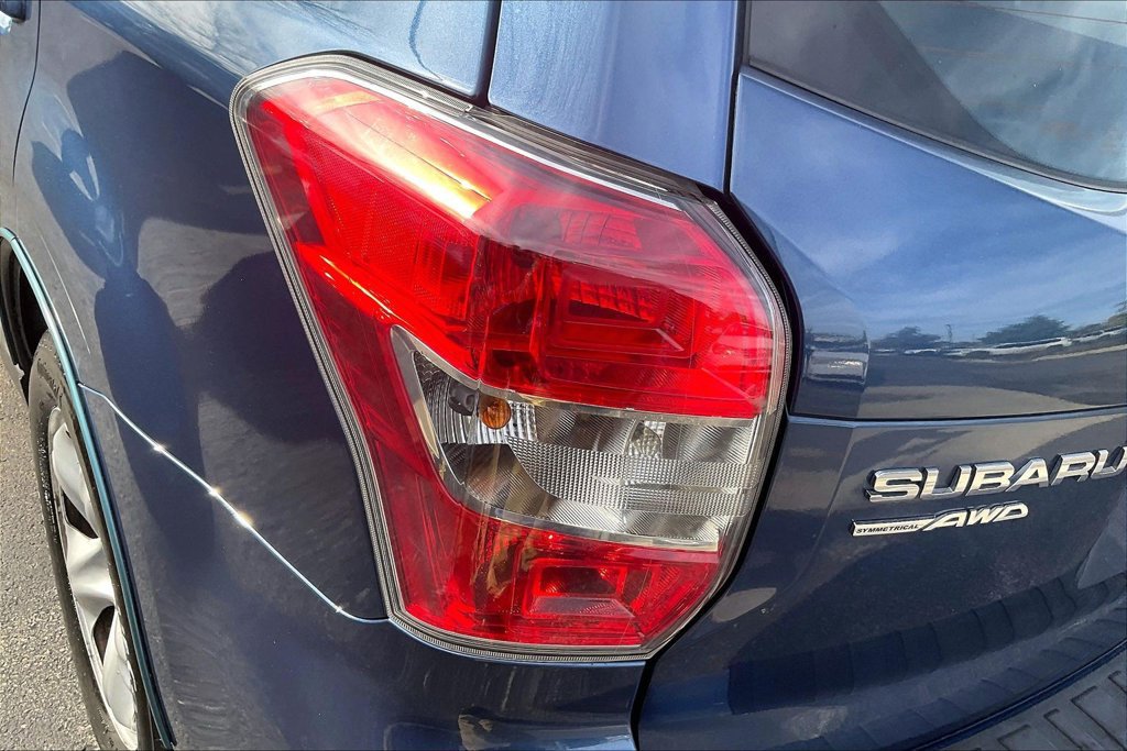 Used 2014 Subaru Forester 2.5i w/ Popular Package #1 AWD/4WD image 34