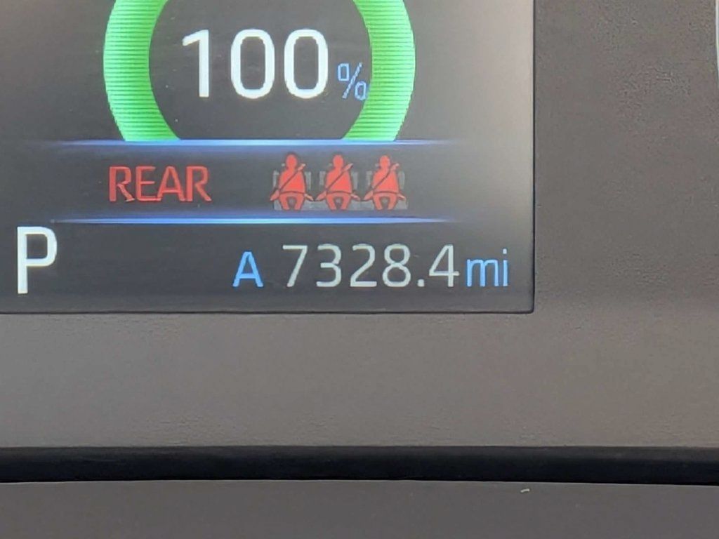 Used 2024 Toyota Corolla LE FWD image 24