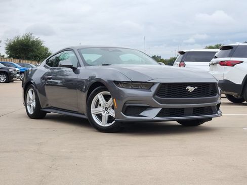 Used 2026 Ford Mustang Premium RWD image 2