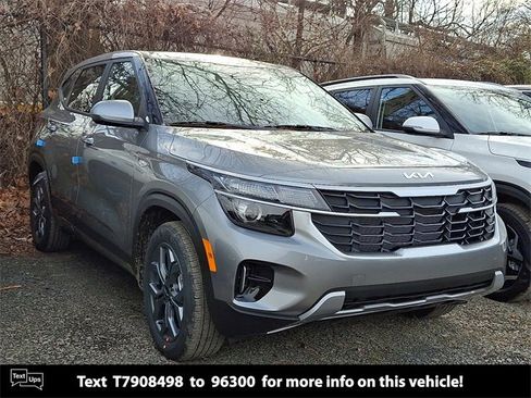 New 2026 Kia Seltos LX image 1