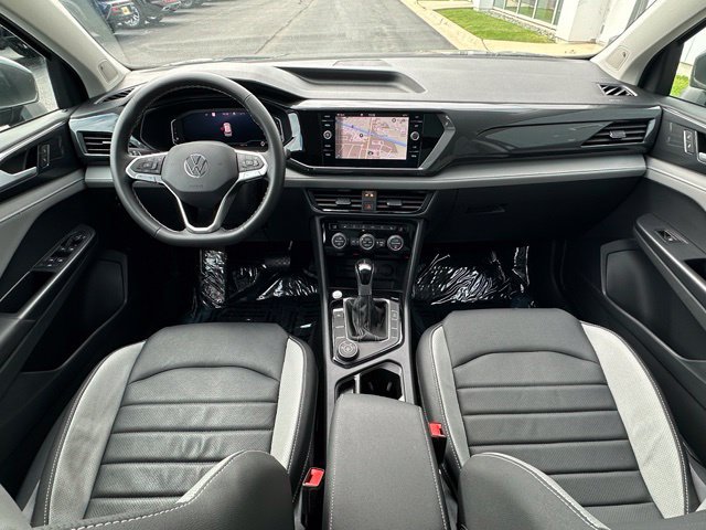 Certified 2023 Volkswagen Taos SEL AWD/4WD image 31