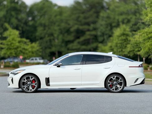 Used 2020 Kia Stinger GT RWD image 9