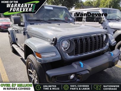 Used 2024 Jeep Wrangler Unlimited w/ Convenience Group