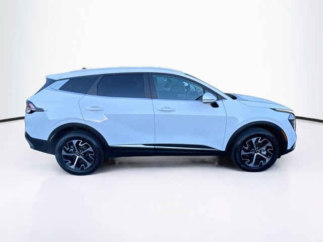 Certified 2024 Kia Sportage EX AWD/4WD image 4