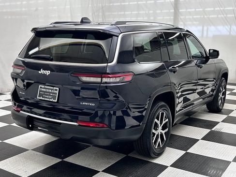 Used 2023 Jeep Grand Cherokee L Limited AWD/4WD image 7