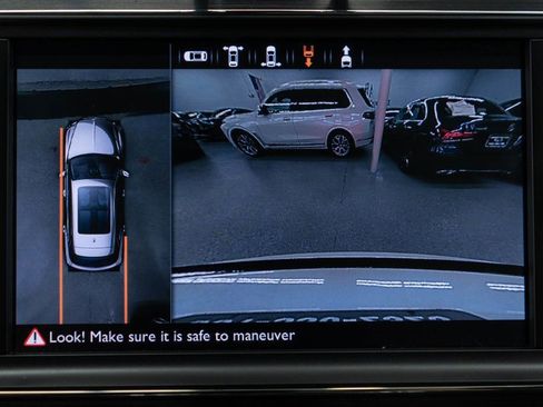 Used 2020 Bentley Bentayga Speed image 35