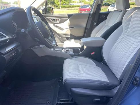 Used 2021 Subaru Forester Premium AWD/4WD image 12