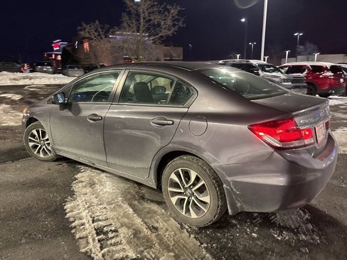 Used 2015 Honda Civic EX image 9