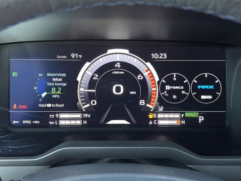 Used 2024 Toyota Sequoia Platinum AWD/4WD image 31