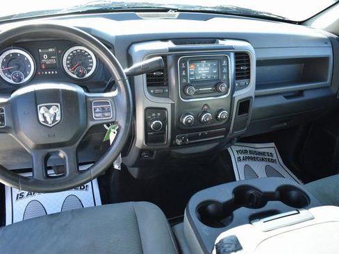Used 2015 RAM 2500 Tradesman w/ Chrome Appearance Group image 19
