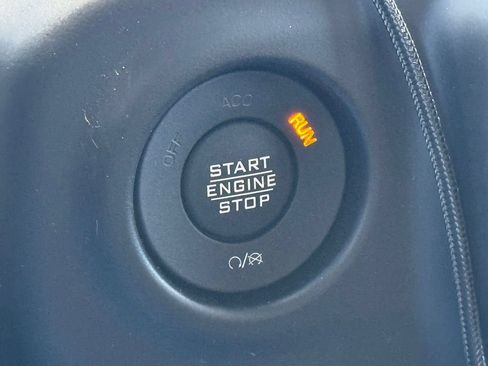 Used 2023 Jeep Wrangler Unlimited Sahara w/ Cold Weather Group AWD/4WD image 27