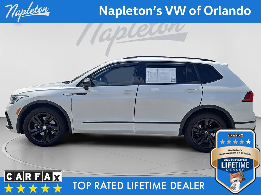 Used 2024 Volkswagen Tiguan SE R-Line FWD image 2