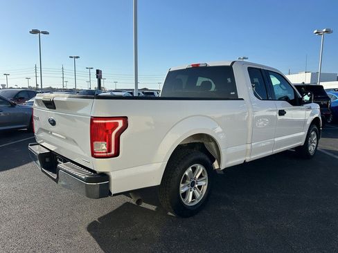 Used 2015 Ford F150 XLT image 5