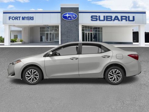 Used 2017 Toyota Corolla LE w/ Carpet Mat Package (TMS) FWD image 3