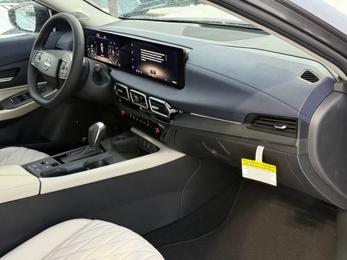 New 2026 Nissan Sentra SL w/ Floor Mat Package FWD image 29