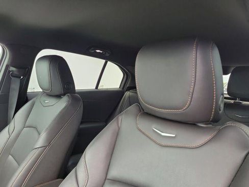 Used 2023 Cadillac XT4 Sport FWD image 10