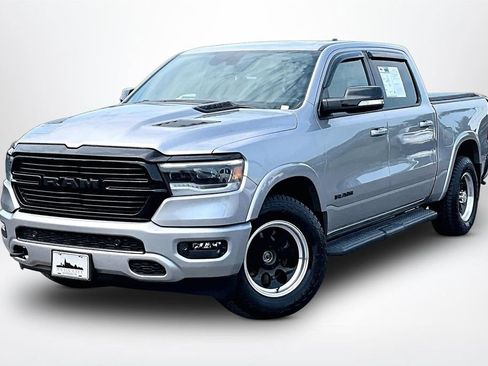 Used 2022 RAM 1500 Laramie AWD/4WD image 3