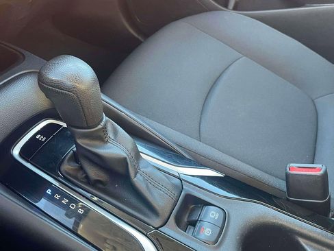 Used 2022 Toyota Corolla LE image 28