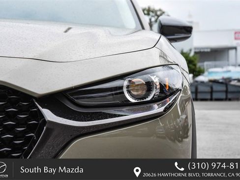 Certified 2025 MAZDA CX-30 Carbon image 4