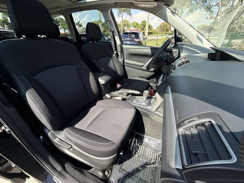Used 2017 Subaru Forester 2.5i Premium w/ All-Weather Package image 26