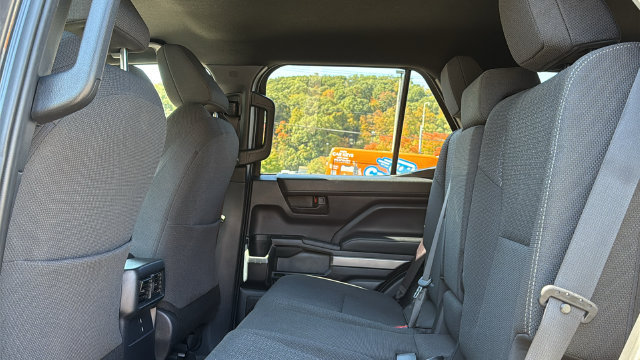 Certified 2025 Toyota 4Runner SR5 AWD/4WD image 21