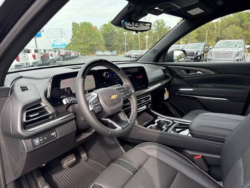 New 2026 Chevrolet Traverse High Country w/ LPO, Floor Liner Package image 22