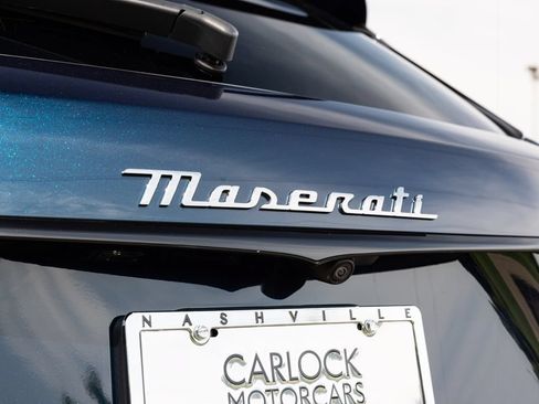 Used 2024 Maserati Levante Trofeo AWD/4WD image 61