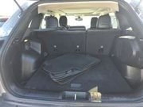 Used 2021 Jeep Cherokee Latitude Plus w/ Sun & Sound Group image 22