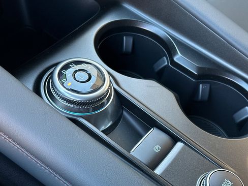 New 2026 Ford Explorer Active w/ Active Comfort Package image 22