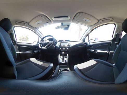 Used 2025 Nissan Versa SV FWD image 41