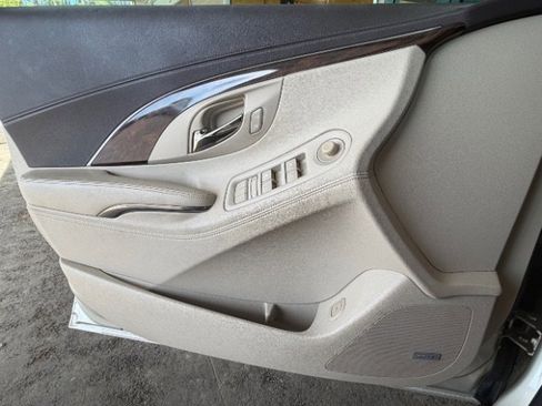 Used 2014 Buick LaCrosse Leather w/ Driver Confidence Package FWD image 13