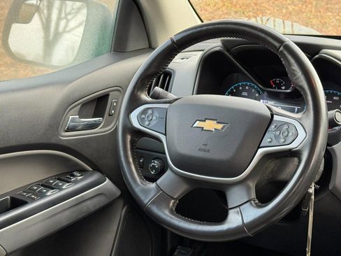 Used 2018 Chevrolet Colorado LT image 12